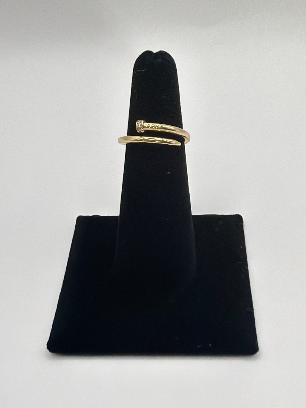 Hermoso anillo de Mujer