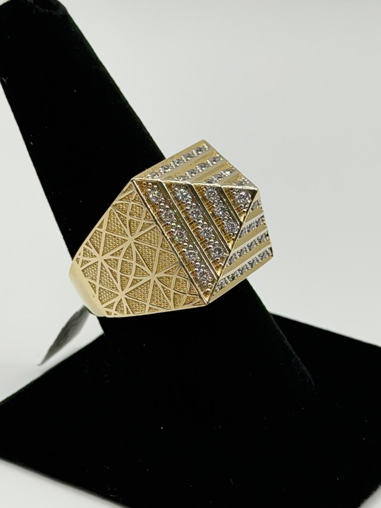 ANILLO PIRAMIDE
