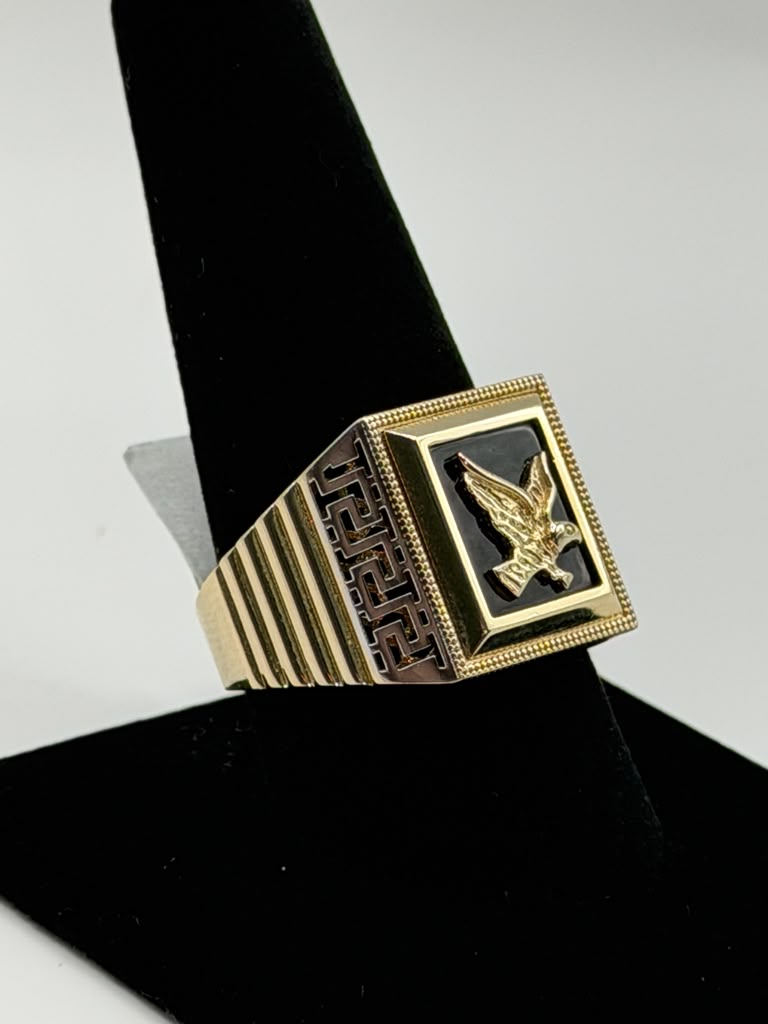 ANILLO PIEDRA CUADRADA CON AGUILA