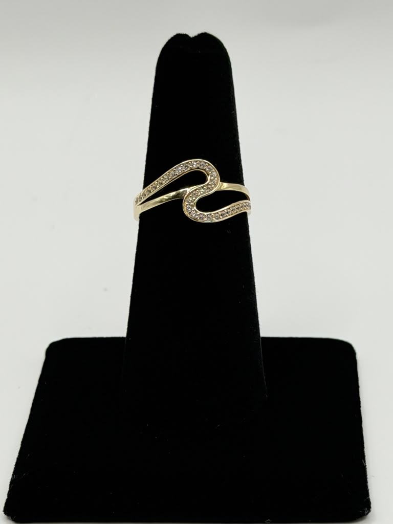 HERMOSO ANILLO