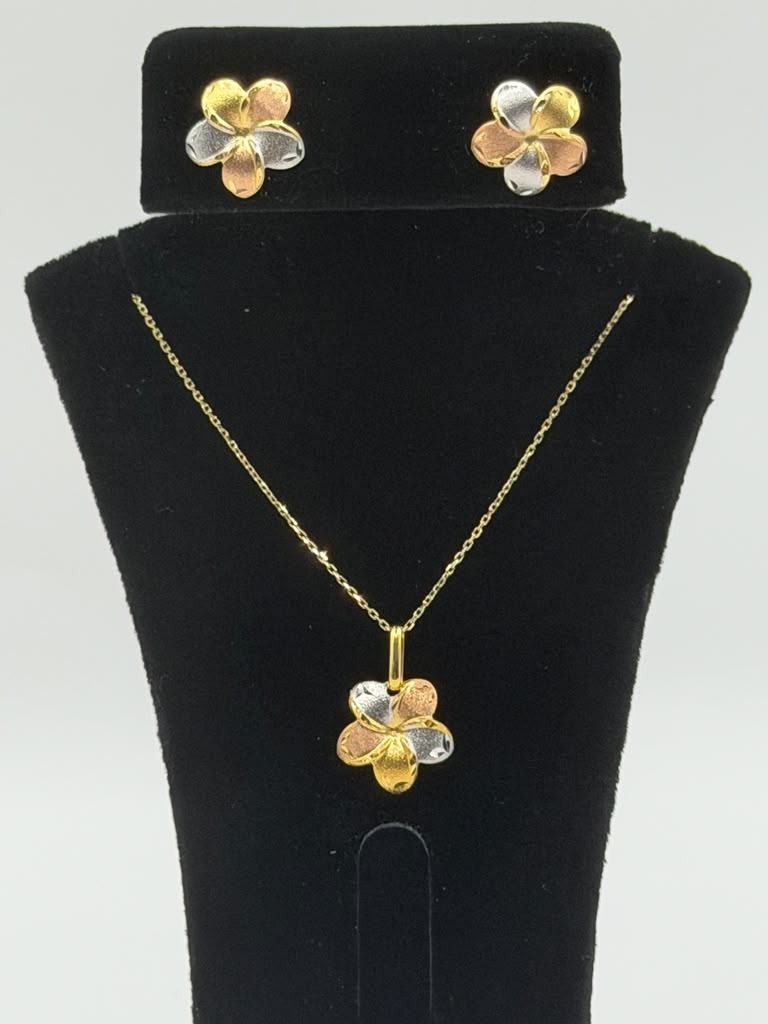 SET DE FLOR TRES COLORES DE ORO