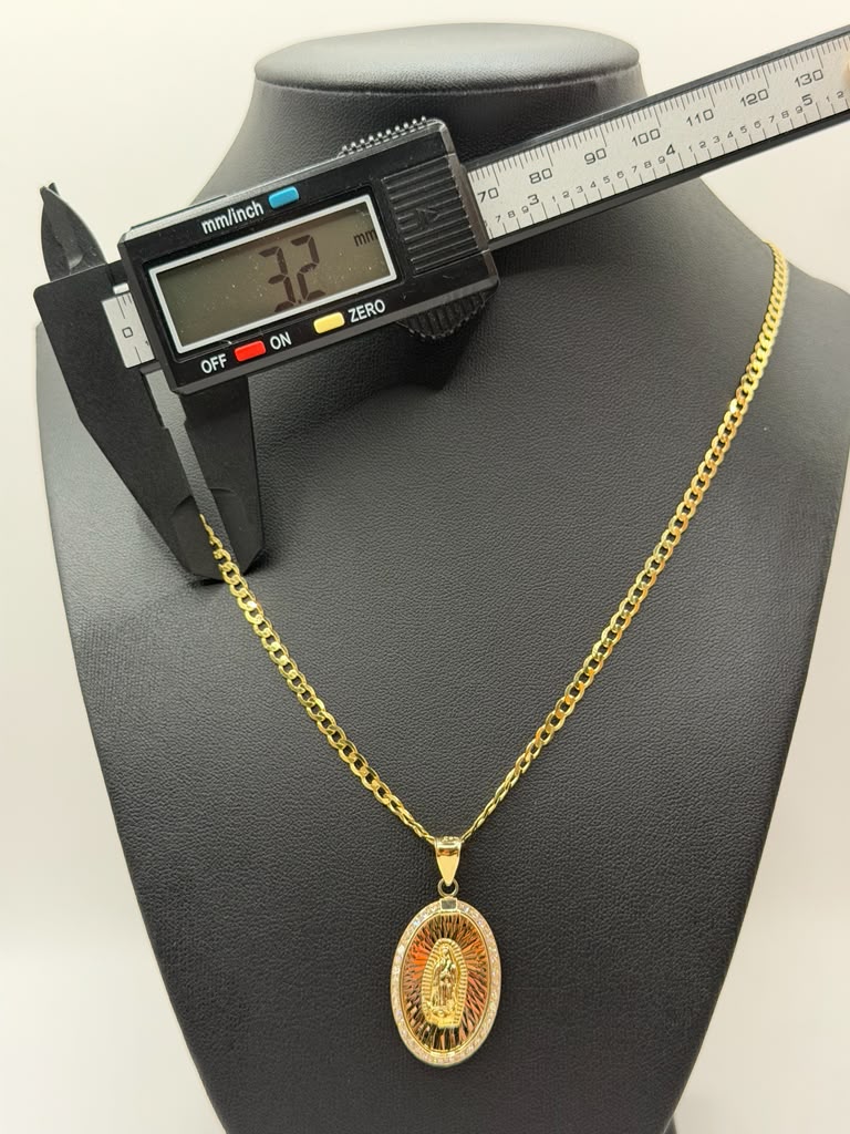CADENA SOLIDA Y DIJE DE LA VIRGEN DE GUADALUPE