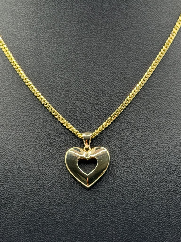 CADENA CUBAN LINK SOLIDA CON DIJE DE CORAZON