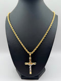 CADENA TORZAL Y DIJE DE CRUCIFIJO