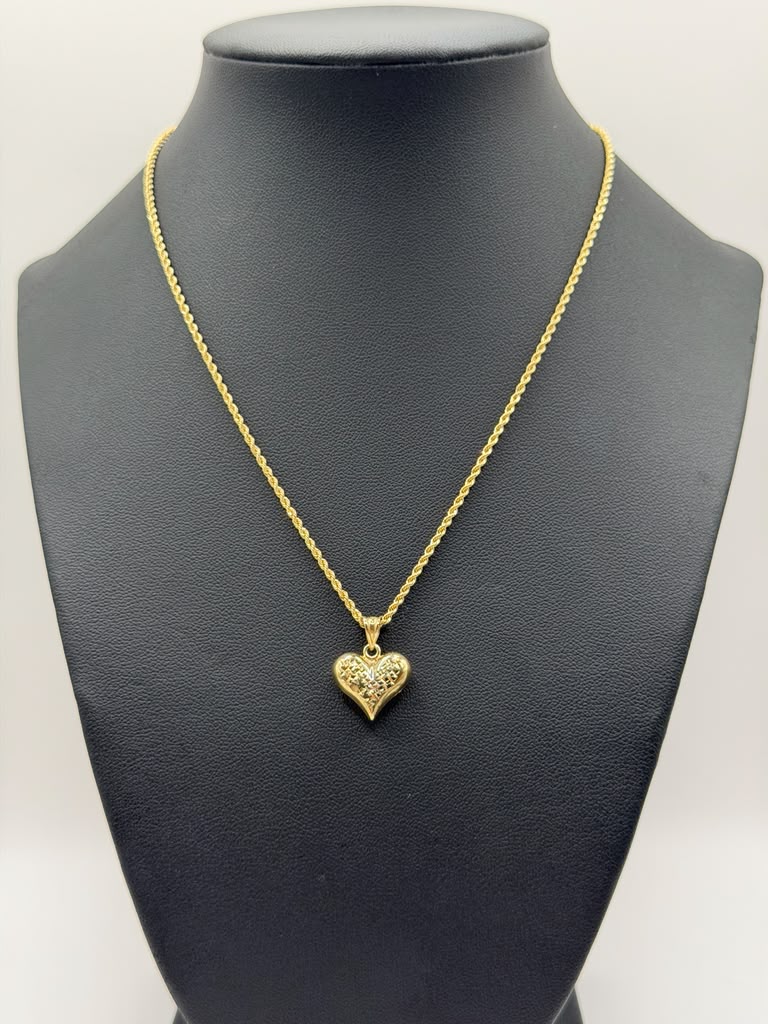CADENA SEMI SOLIDA Y DIJE DE CORAZON