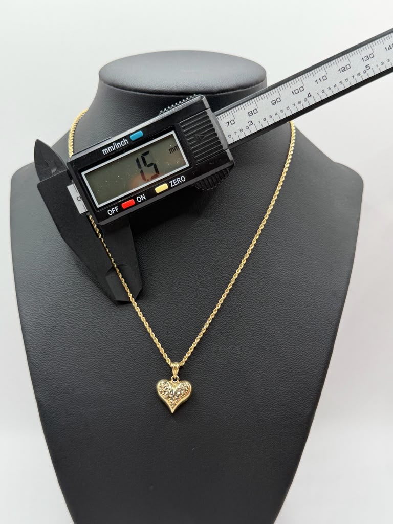 CADENA SEMI SOLIDA Y DIJE DE CORAZON