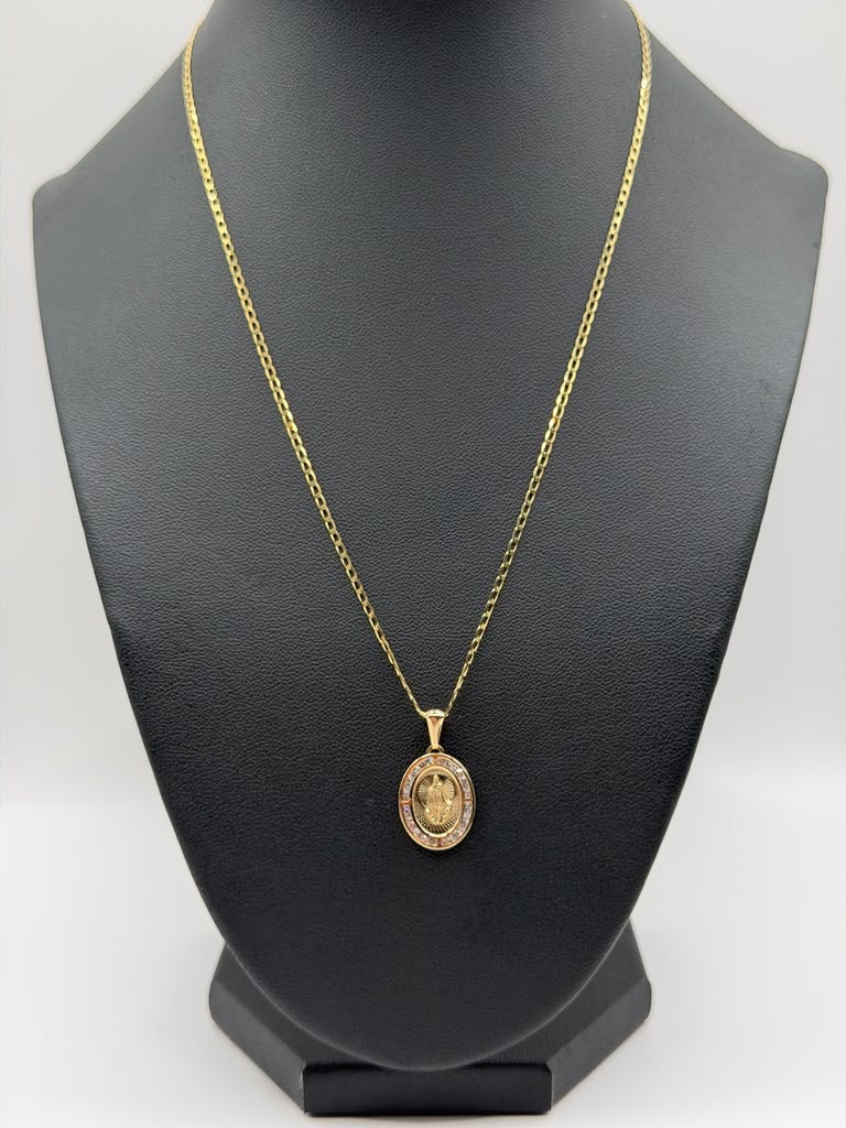 CADENA SOLIDA Y DIJE VIRGEN DE LA CARIDAD