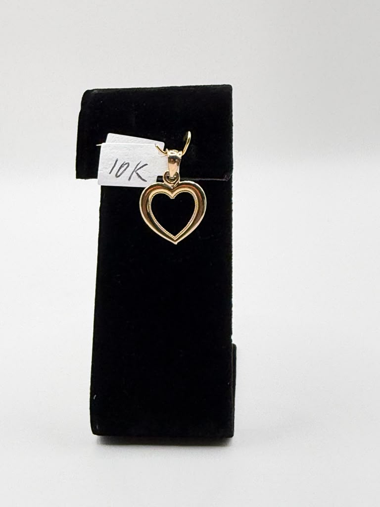 DIJE DE CORAZON CALADO