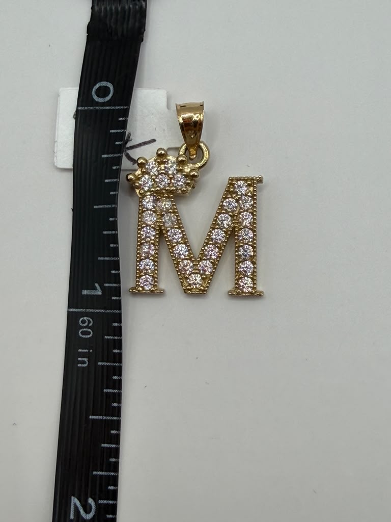 DIJE DE INICIAL M