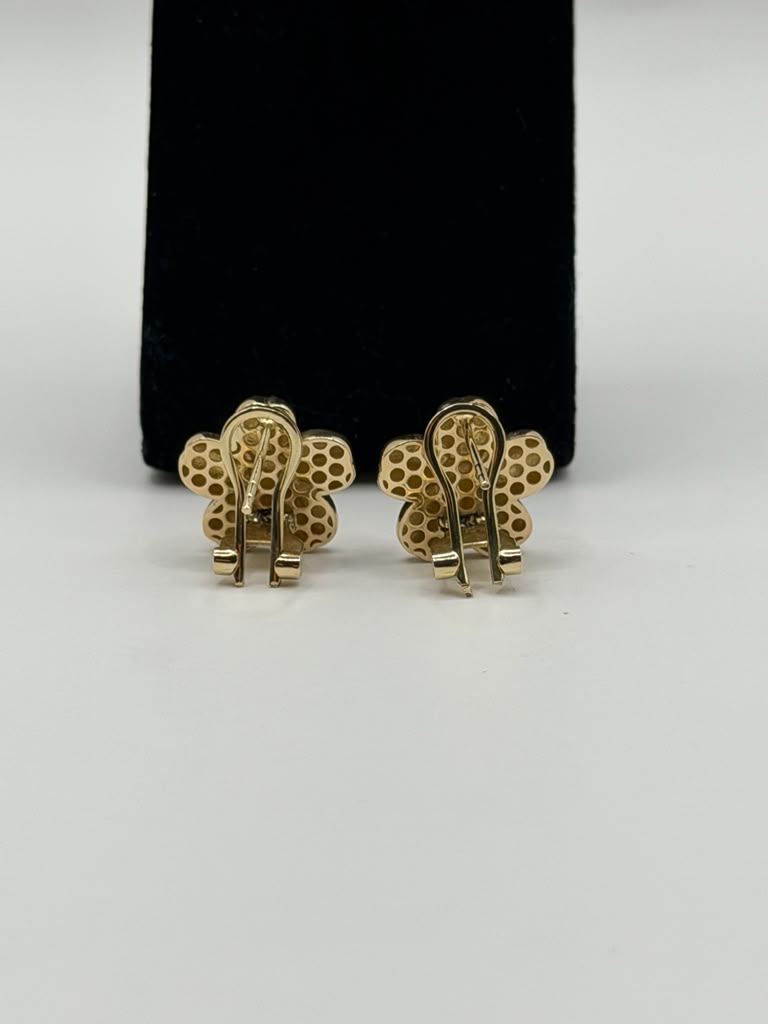 BELLOS ARETES DE FLOR